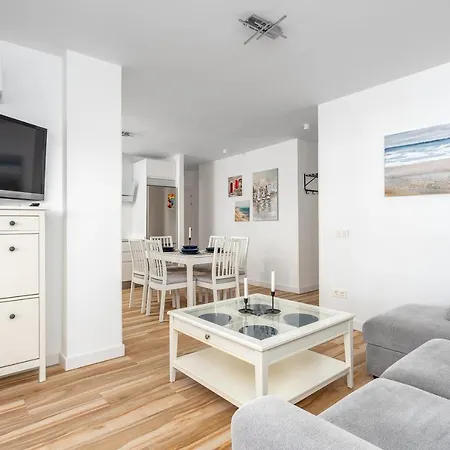 Front Line Beach In Ref 14 Appartement